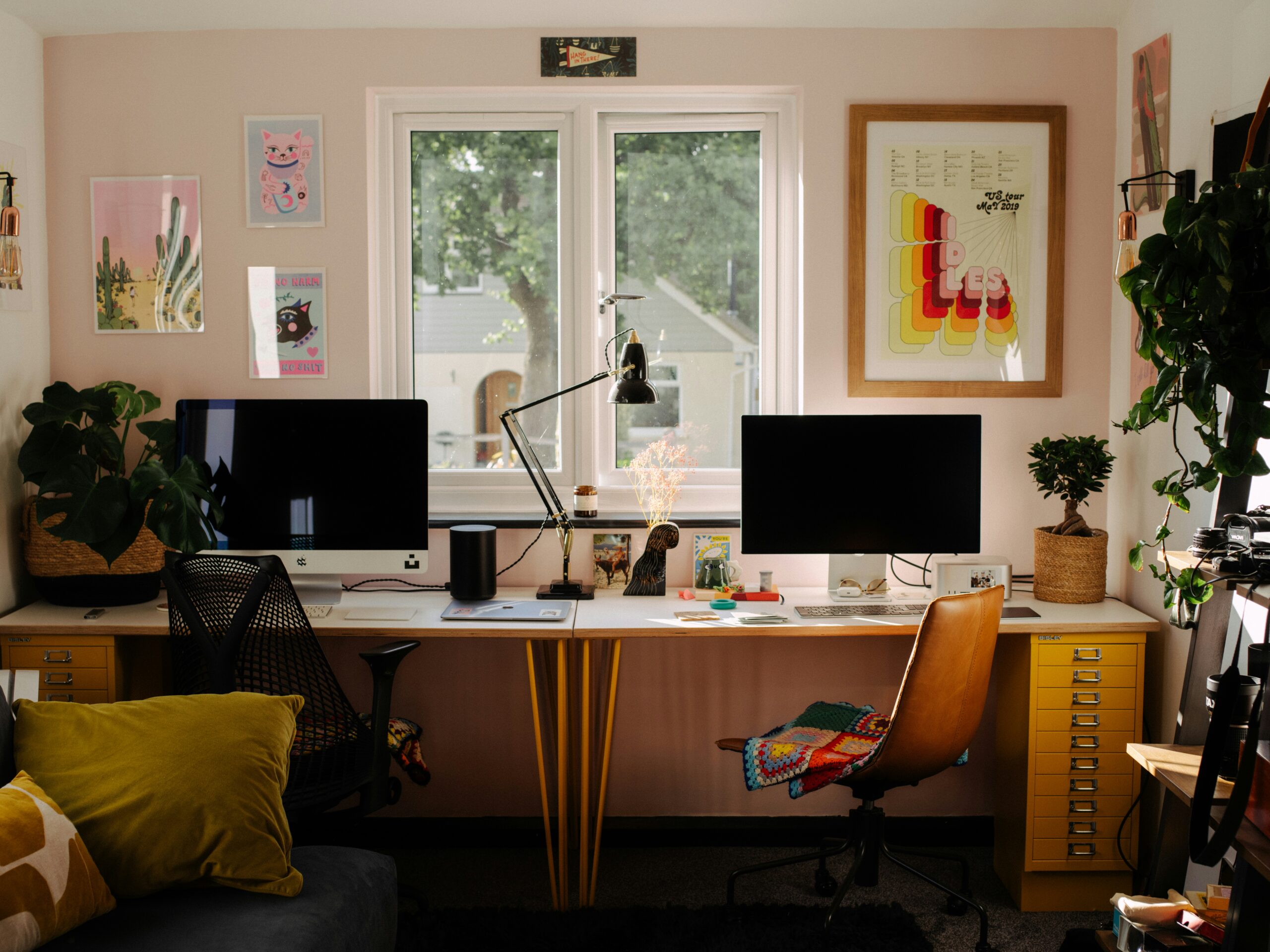 Organizing Home Office: 15 Simple Ideas for a Clutter-Free and Productive Workspace