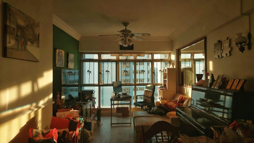 How to Declutter Your Home in 30 Days: A Realistic Plan That Actually Feels Manageable