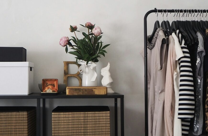 15 Small Bedroom Storage Ideas That Make Tiny Rooms Feel Bigger and Easier to Manage